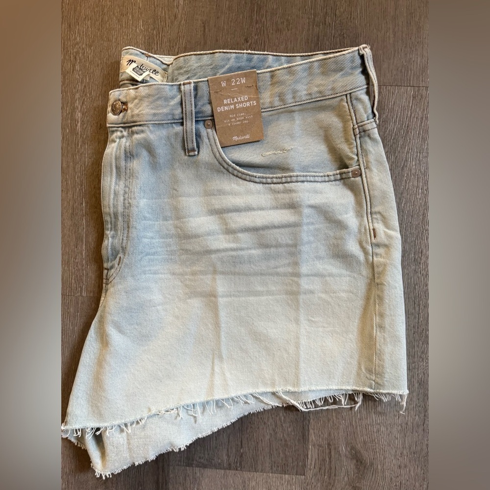 Madewell Relaxed Denim Shorts - Picture 8 of 8